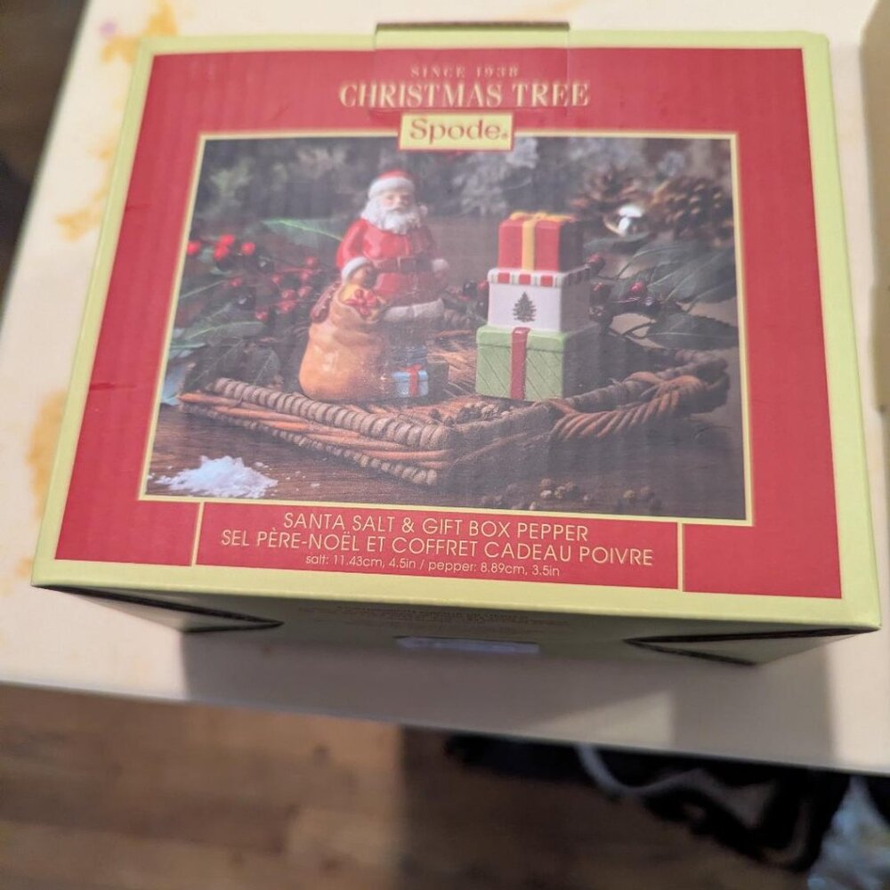 Spode 9" Christmas Tree dish & Santa salt & Gift box Pepper